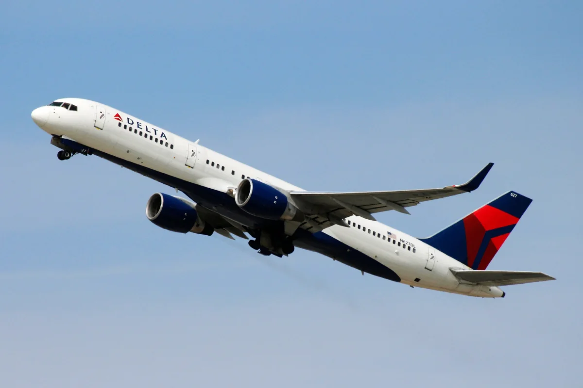Delta Adds Daily Boston to Reykjavik Service for 2027