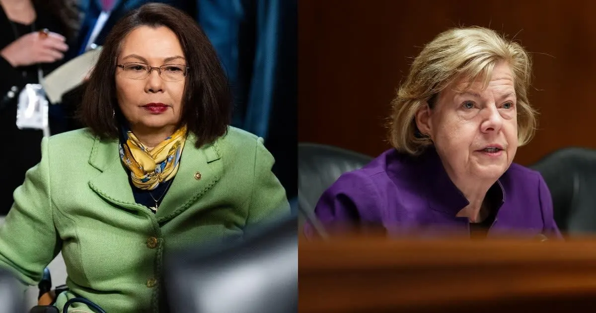 Senators Demand FAA Study on Flight Attendant Staffing