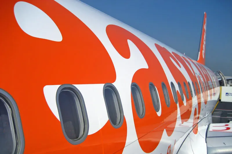 Castlelake Takes £4.7bn easyJet Takeover Bid to Shareholders