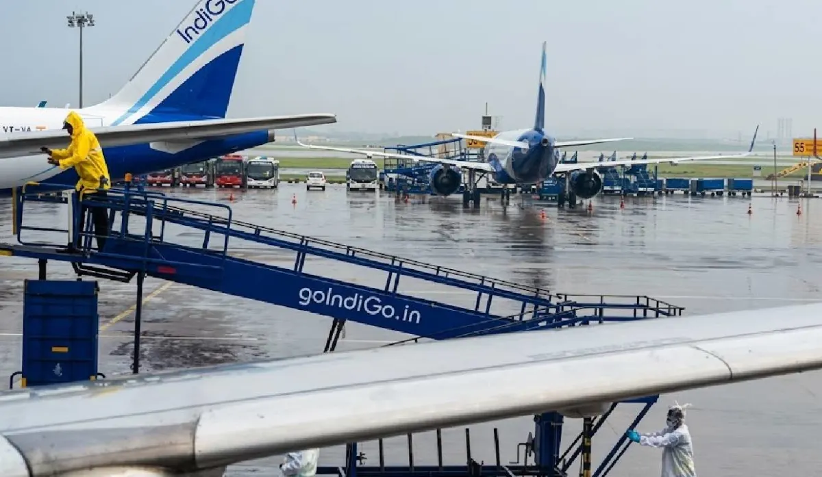 IndiGo Issues Travel Advisory Amid Delhi Storm Disruptions