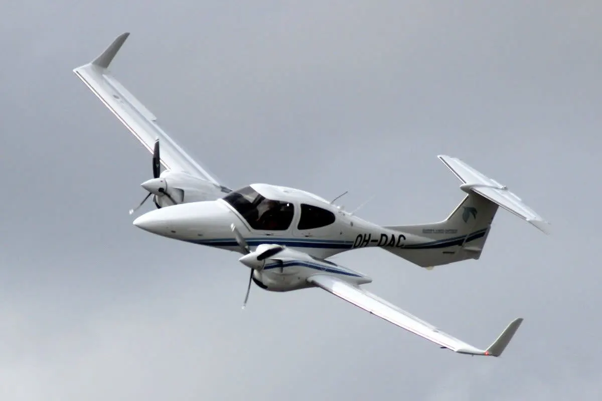 Diamond DA42 Door Detaches in Las Vegas, FAA Investigates