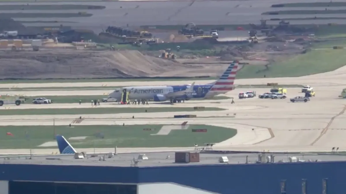 American Airlines Flight 386 Blows Two Tires at O'Hare
