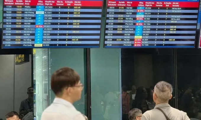 Tan Son Nhat Drone Shutdowns Disrupt 100 Flights