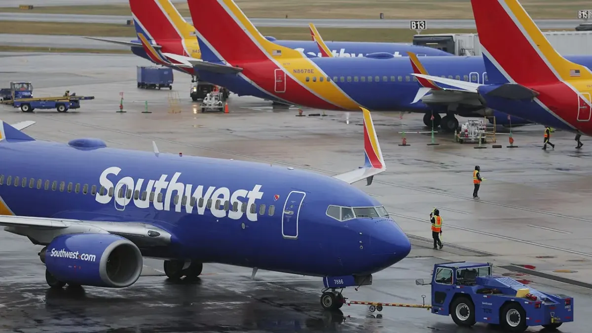 Southwest 737-700 Struck by GSE Vehicle at Memphis Airport