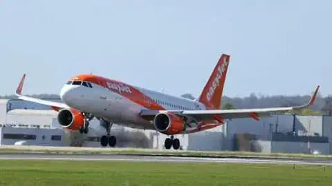 EasyJet Flight Diverts to Rome After Power Bank Incident