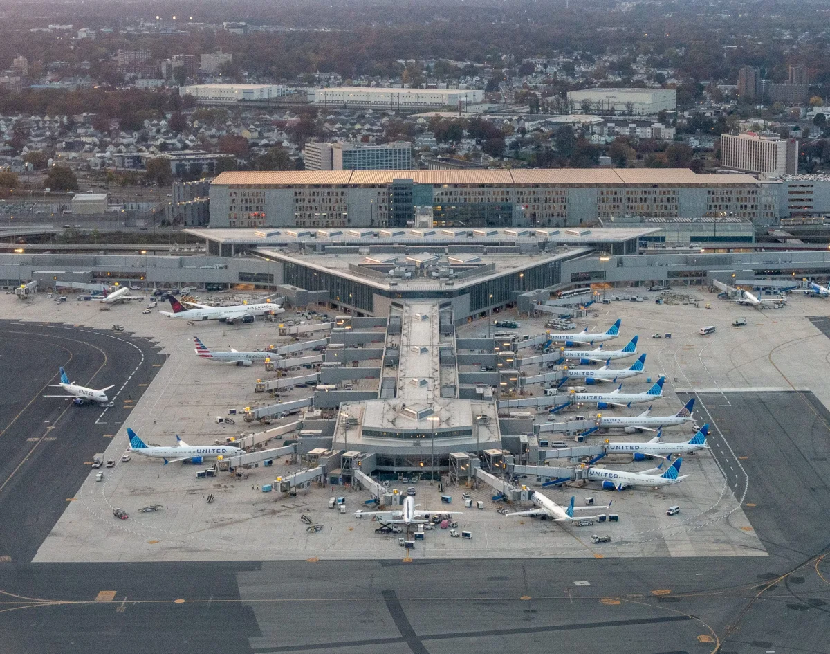 United Airlines Faces Scrutiny Over 6-Hour Tarmac Delay