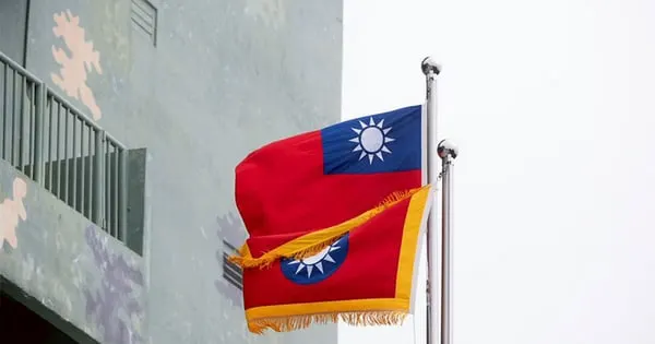 Taiwan Scrutinizes China's Uneven Cross-Strait Flight Proposal