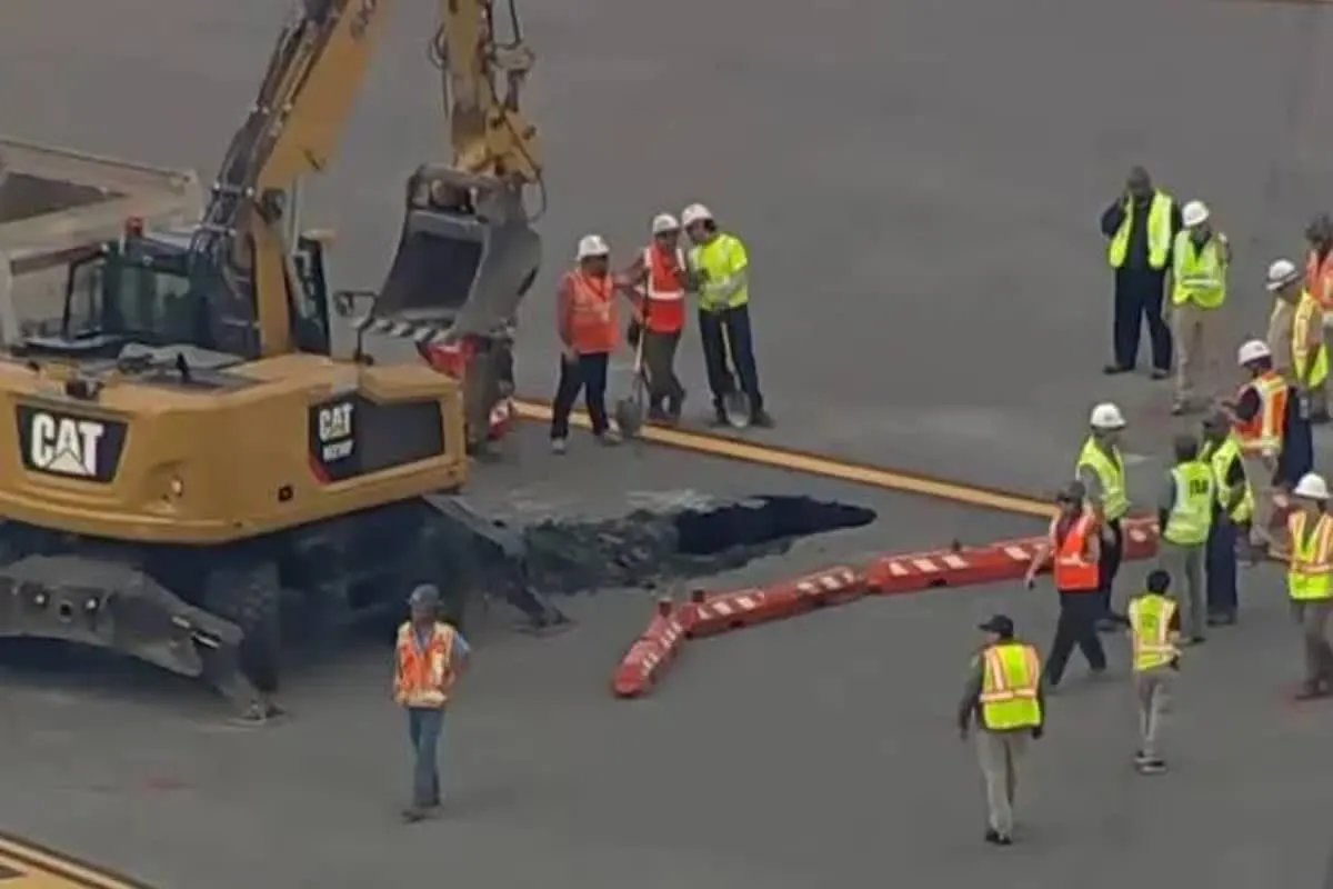 LaGuardia Runway Sinkhole Triggers 252 Flight Cancellations