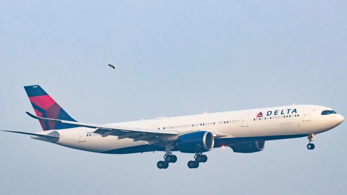 Delta Flight DL21 Diverts to Edinburgh After Emergency