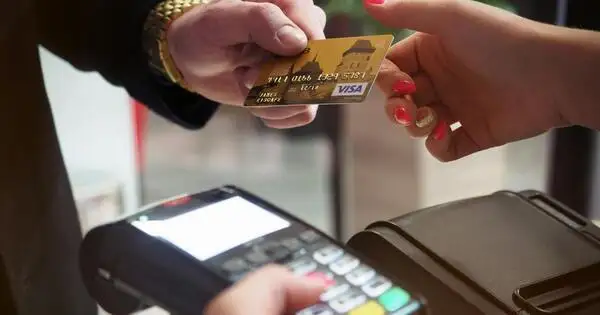 Credit Card Partnerships Reshape U.S. Airline Loyalty & Profits