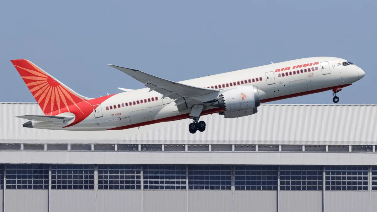 Air India Cuts 27% of Intl Flights Amid Mideast Crisis