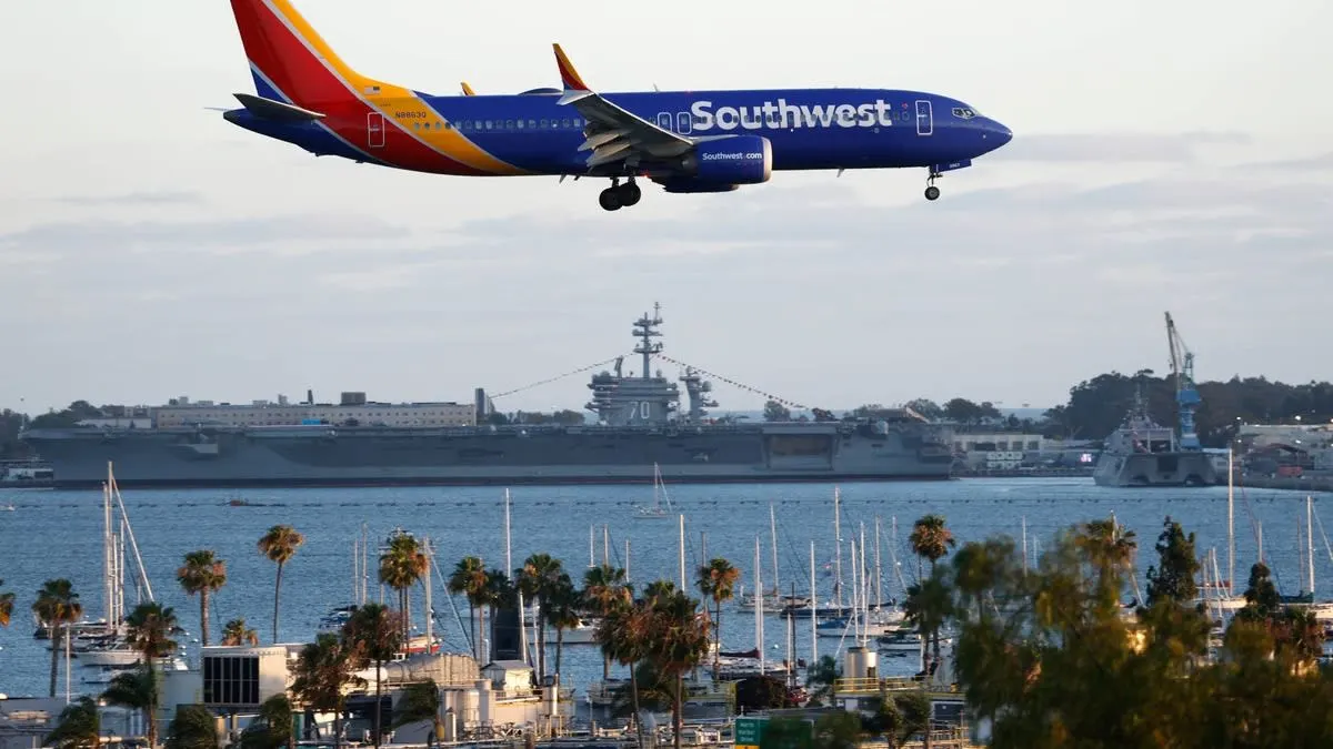 Morgan Stanley Raises Southwest Airlines Price Target to $60