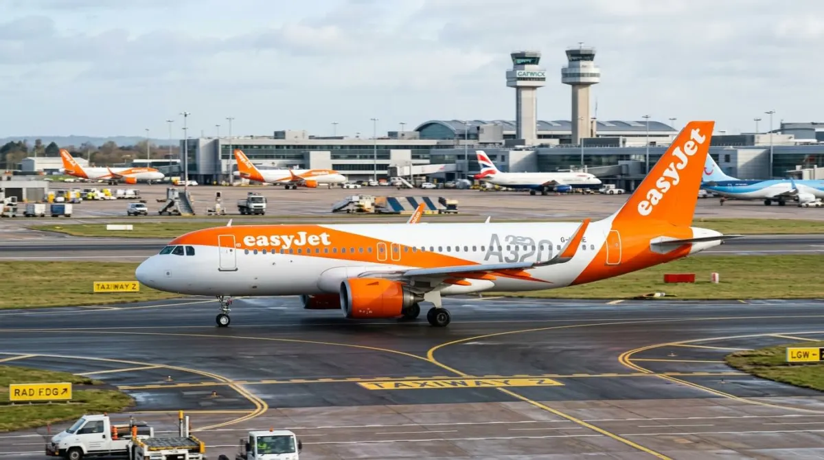 Apollo Global Management Launches £5.7B easyJet Takeover