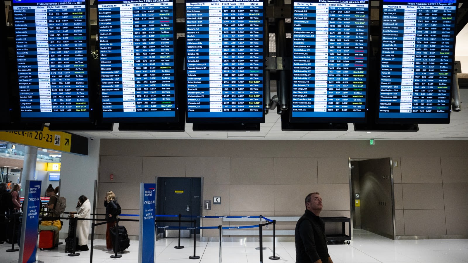 Why Did Hundreds of Flights Stall at Denver Airport Before New Year's Eve?