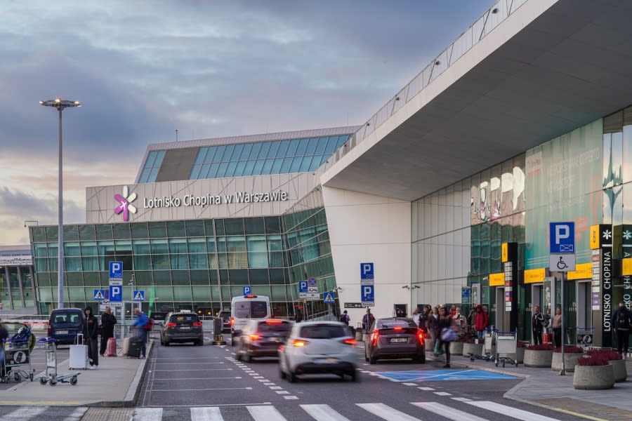 Why Was a Ukrainian Man With a Radio Jammer Detained at Warsaw Chopin Airport?