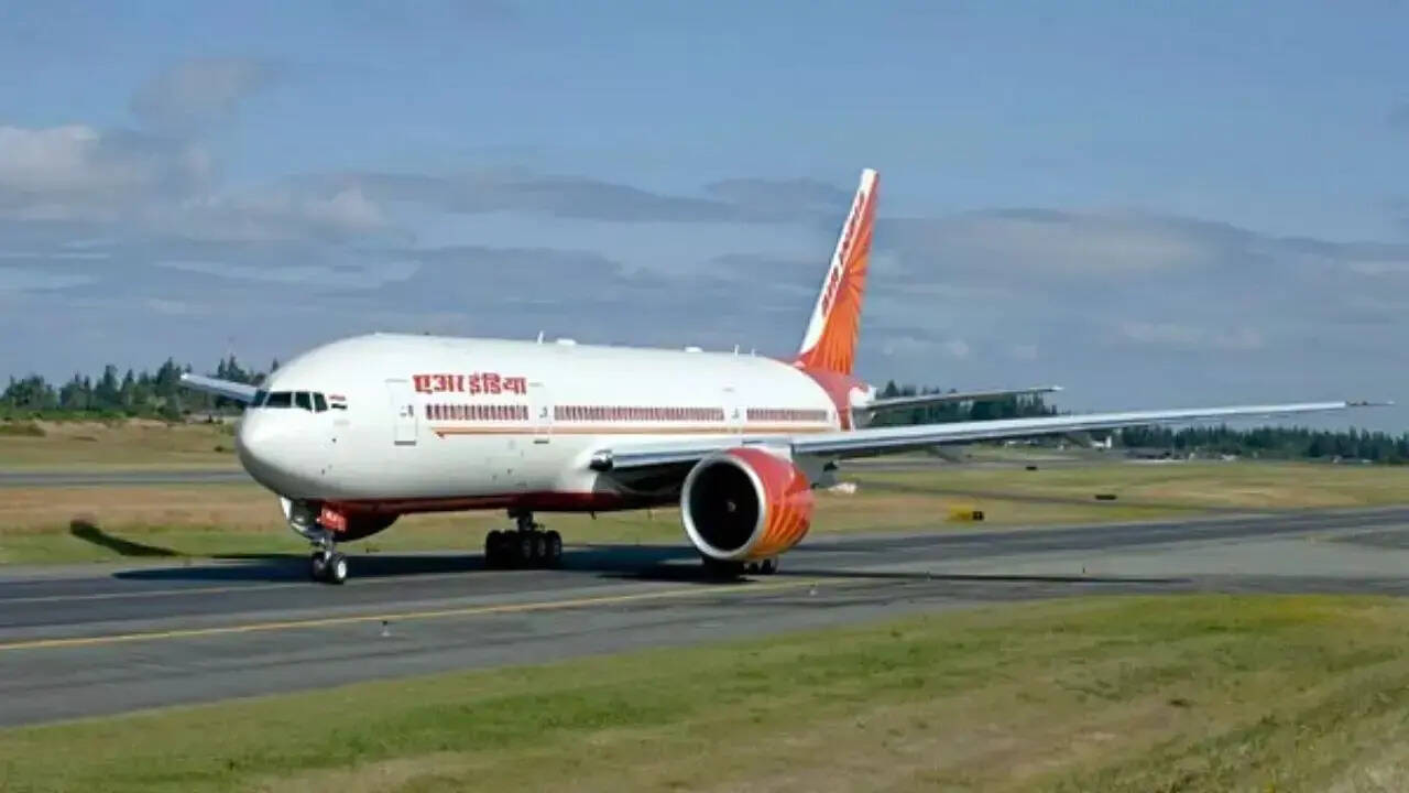 Air India Pilot Detained at Vancouver Airport Over Alcohol Concern, Flight AI186 Delayed