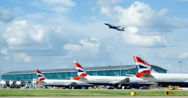 Heathrow Reduces Flight Emissions by 7%, Advances Third Runway Plan