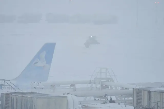 Winter Storm Fern Shuts Down 30 U.S. Airports, Canceling Over 10,000 Flights.