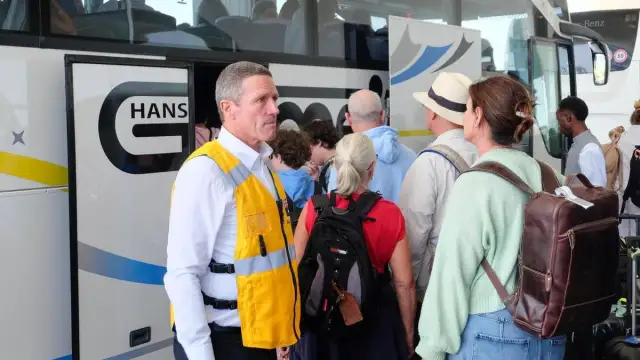 Dubai Drone Strike Strands Australians, Halts DXB Flights