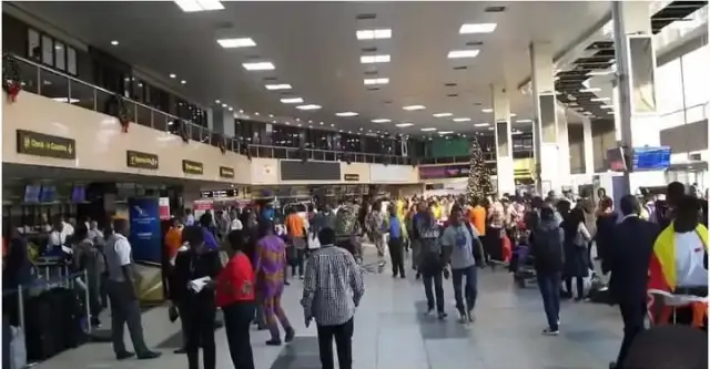 Iran Conflict Disrupts Gulf Hubs, Shifts Traffic to African Carriers