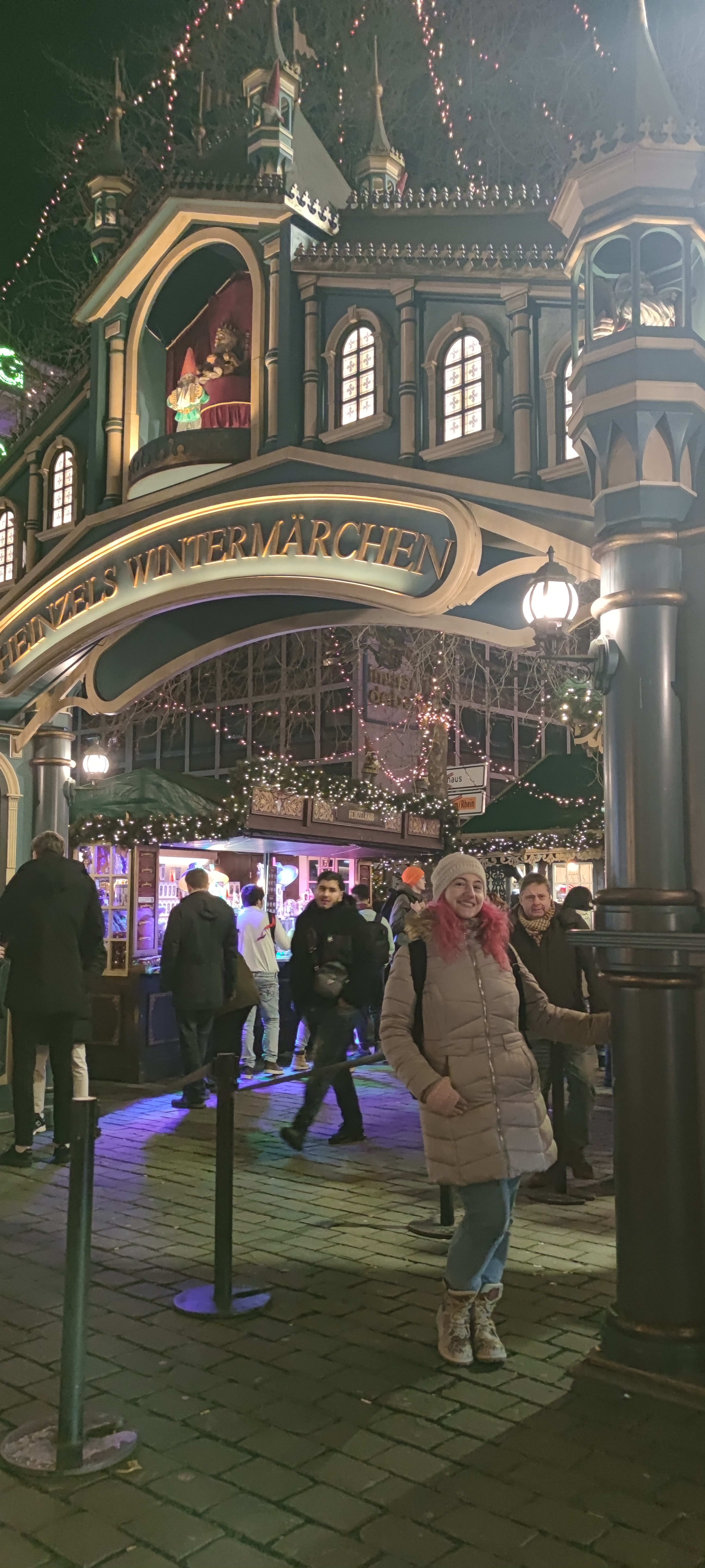 Noel pazarı ışıkları