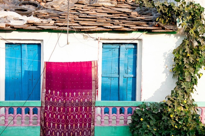 एक चंदेरी सिल्क साड़ी