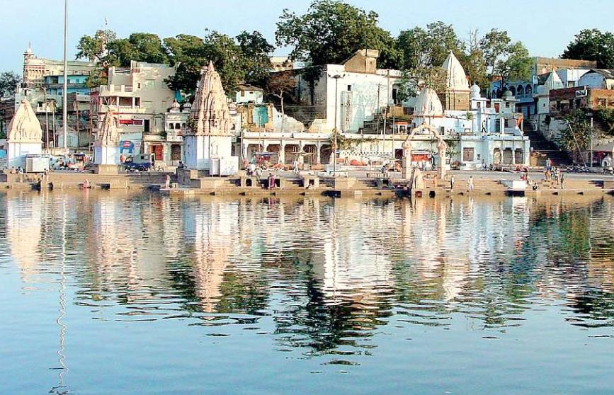Ram Ghat on the Kshipra River, Ujjain — site of the Simhastha Kumbh Mela