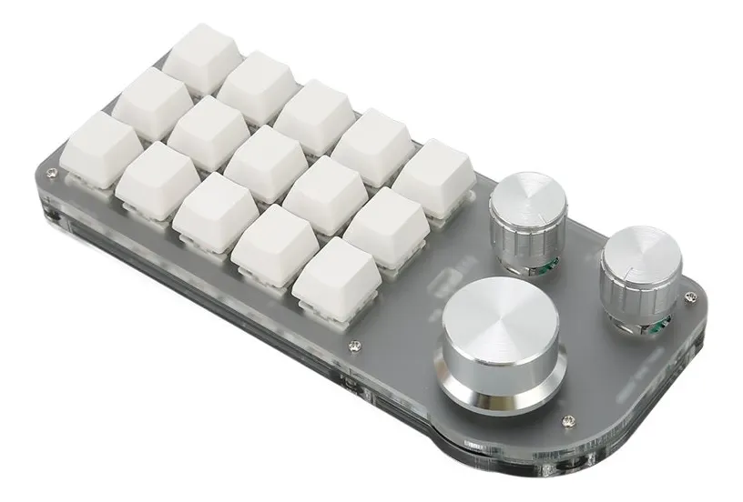 Teclado numérico mecánico programable con 15 teclas y conexión USB, ideal para gaming y productividad en computadora
