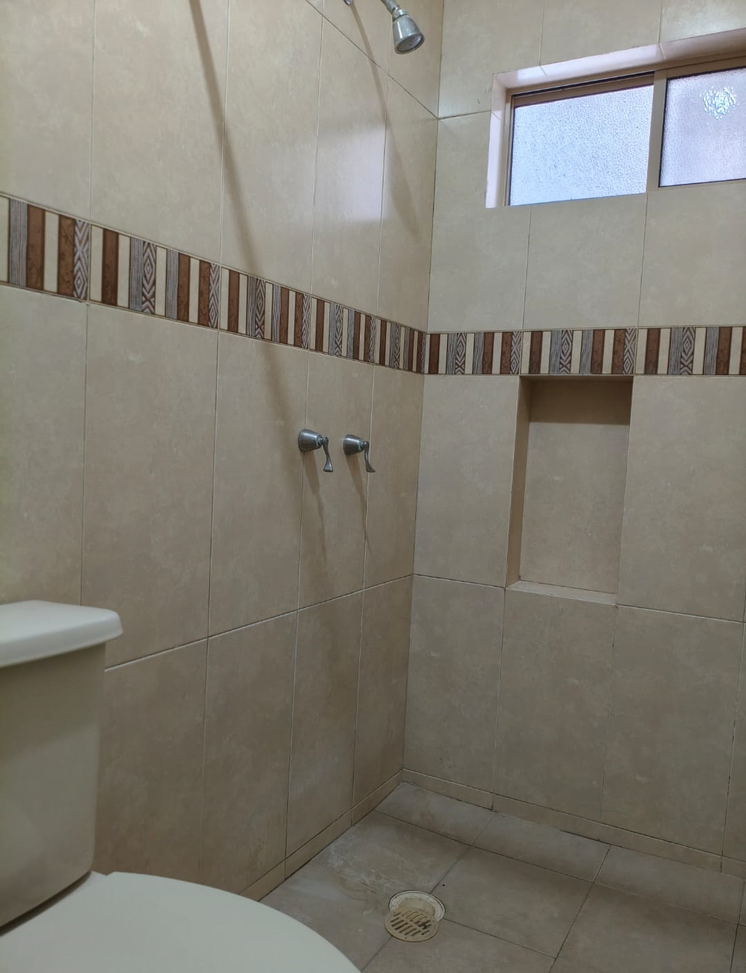 Casa en venta en Las Flores con recámara en planta baja — fotografía 8