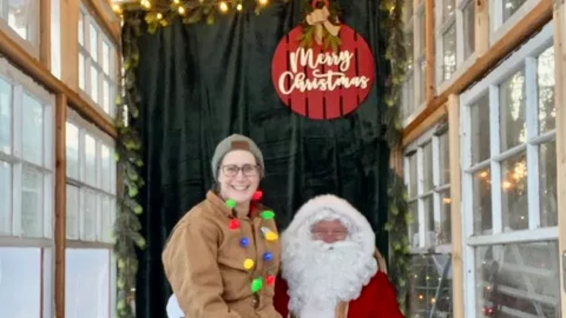 Christmas On The Farm - 12/6