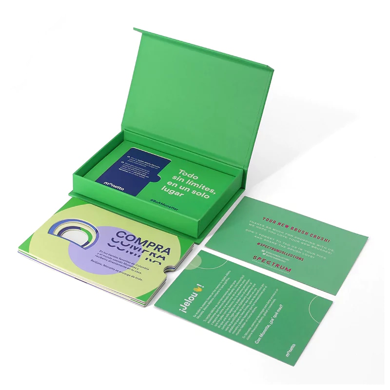 custom magnetic closure gift card box