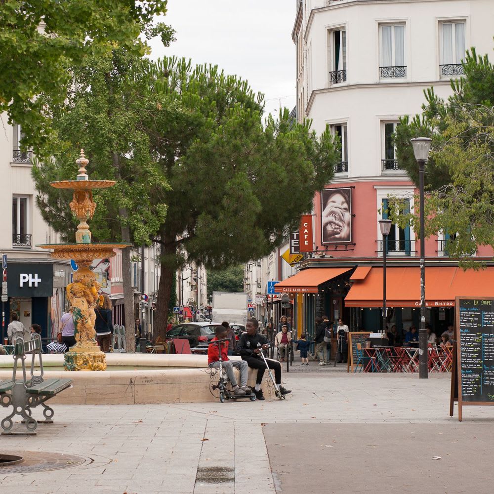 Des jeunes et des vieux