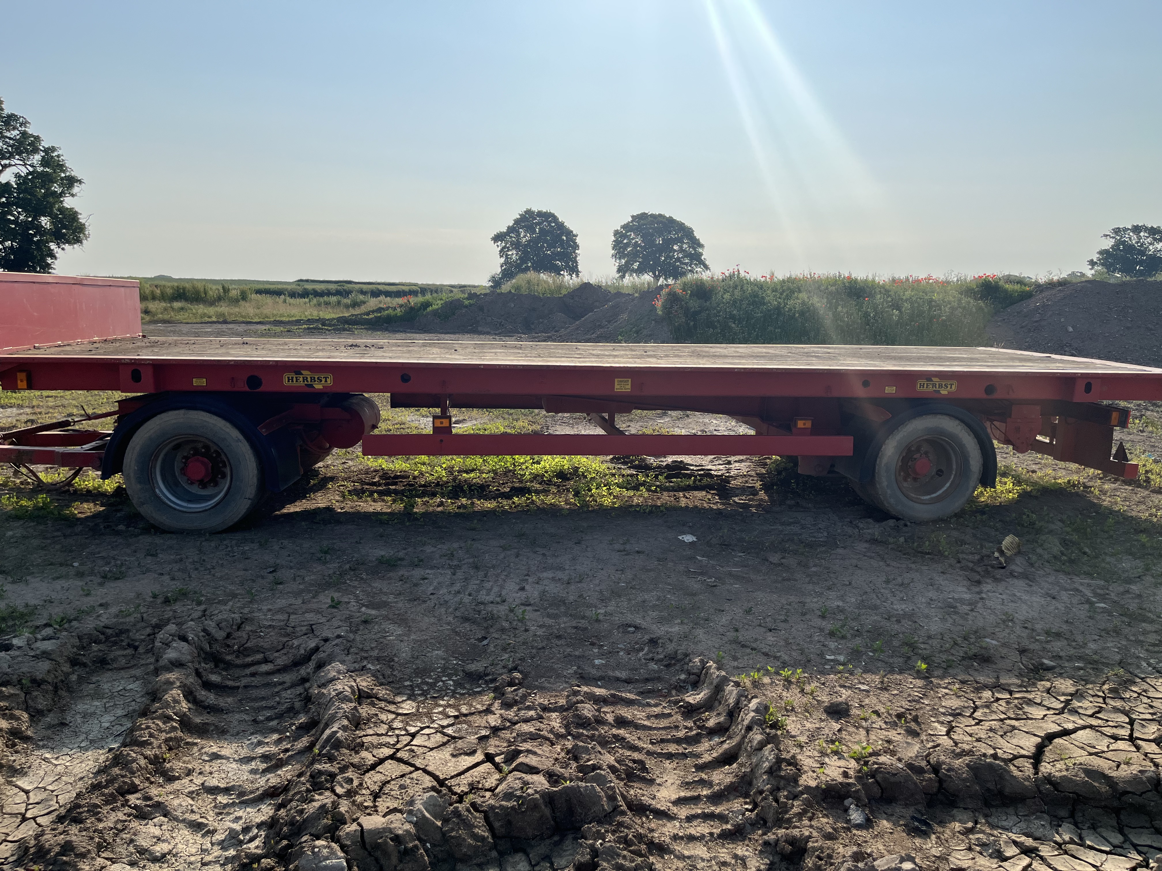 Herbst 24.5ft turntable trailer