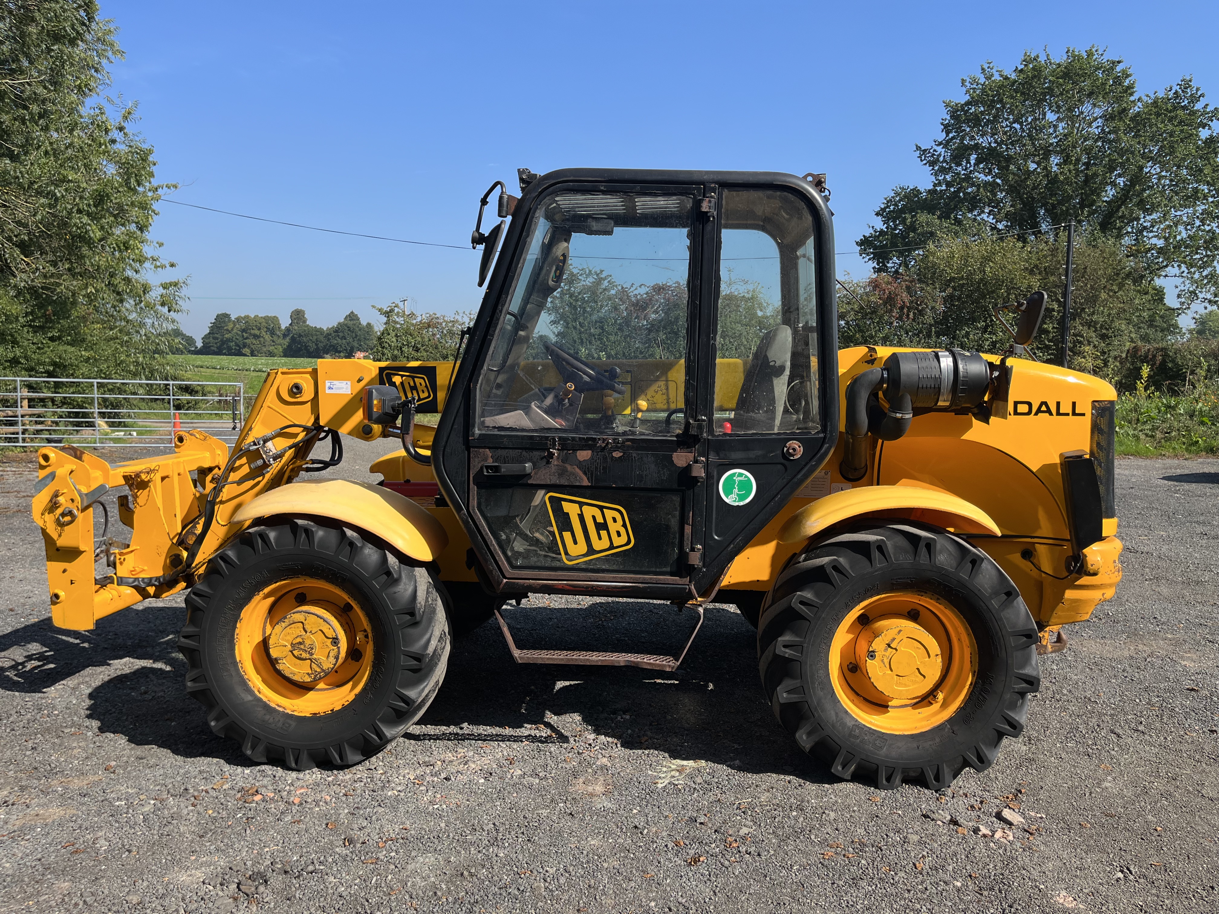 JCB 520-55