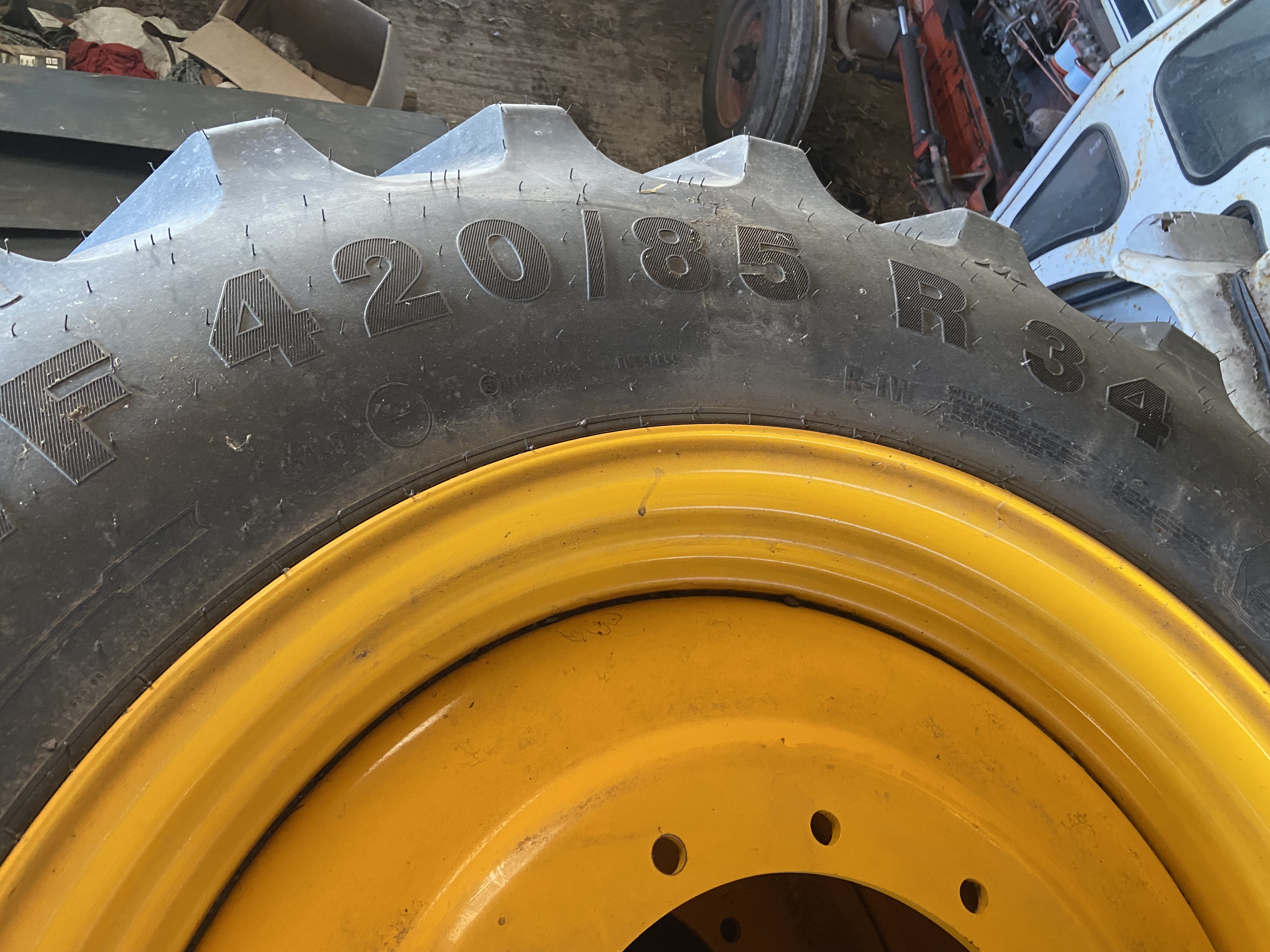 JCB fastrac Road Crops