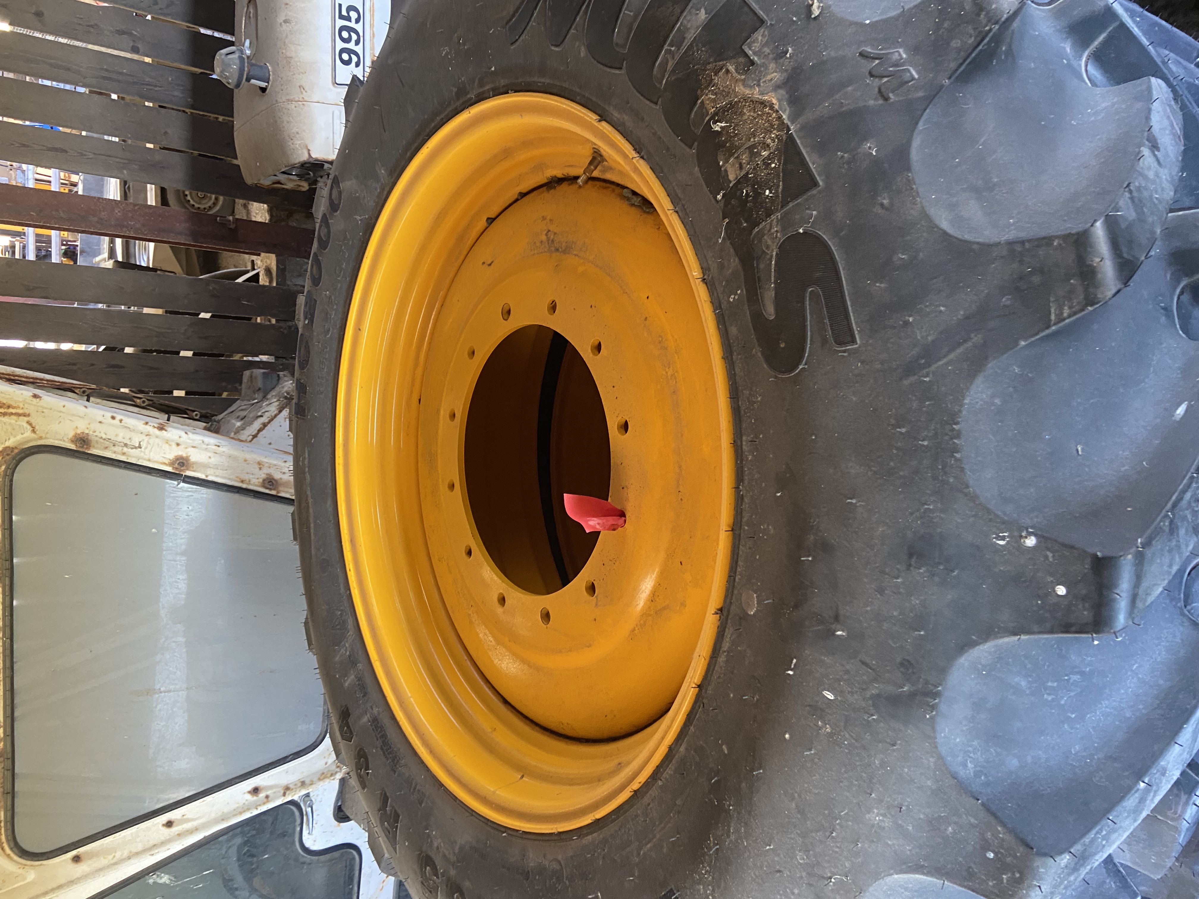 JCB fastrac Road Crops