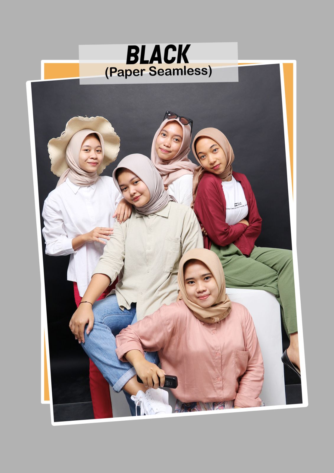 Black (Paper Seamless)