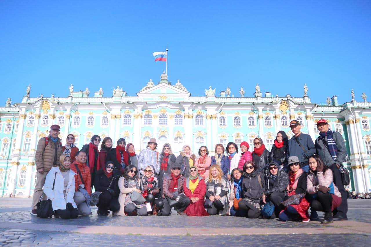 Russia Falls Golden Season