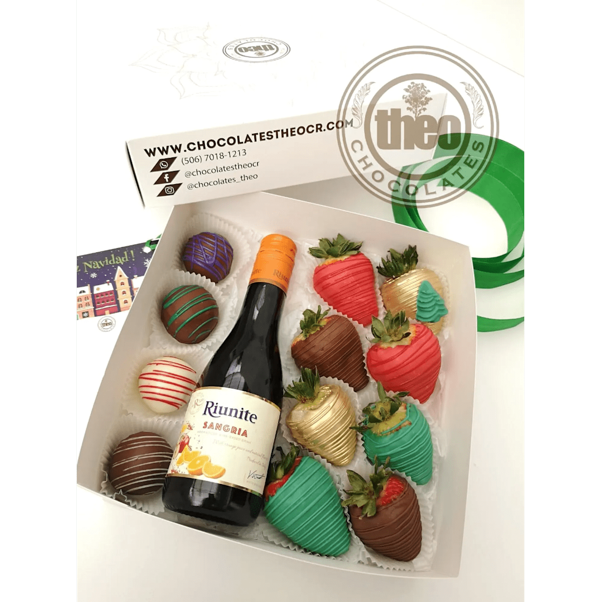 Caja Fresas, Bombones y Sangría