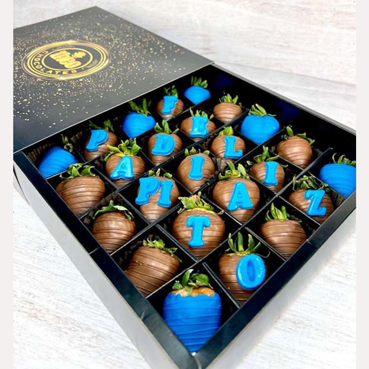 Caja 25 fresas "Feliz Día Papito"
