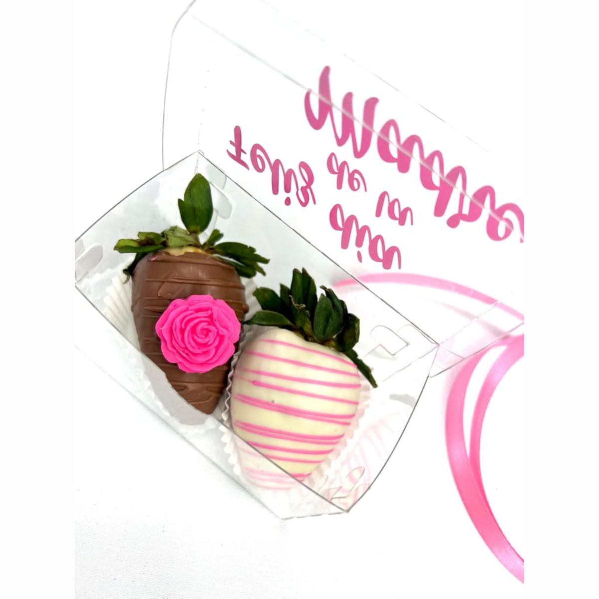 Cajita 2 fresas  "Feliz día de la Madre"