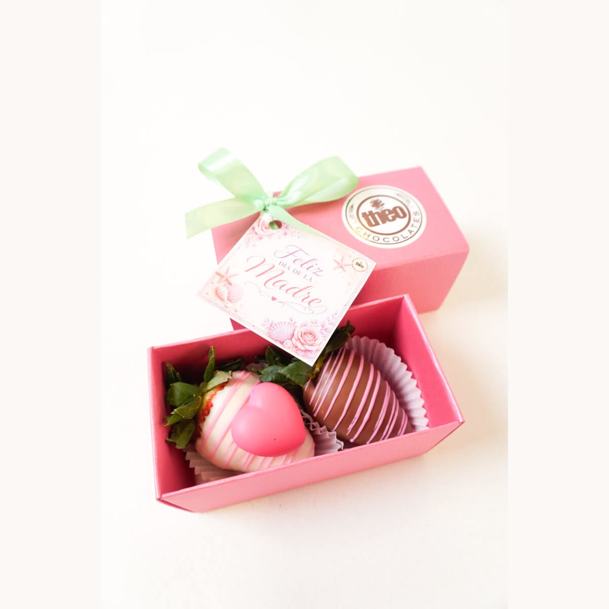 Caja con 2 Fresas