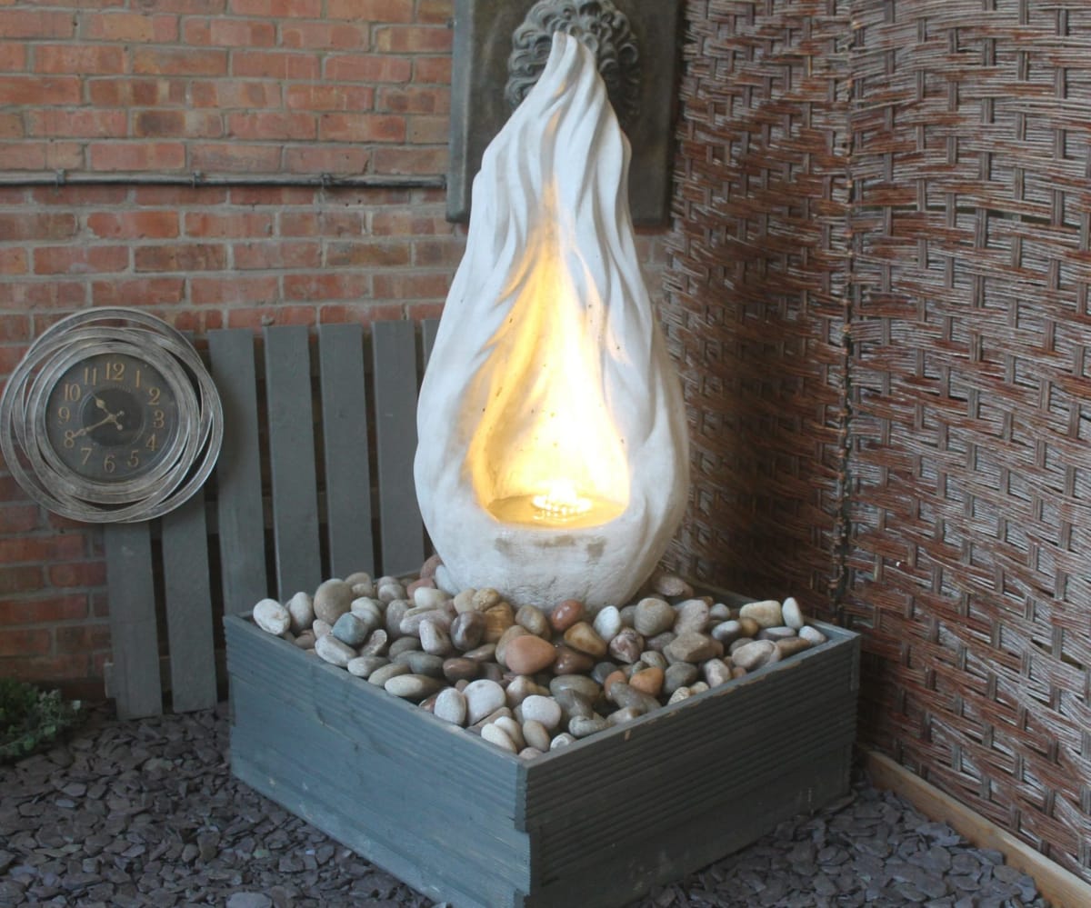 Flame sculpture fountain with sump