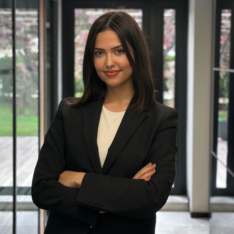 GAYE VUSLAT ÜSTÜN