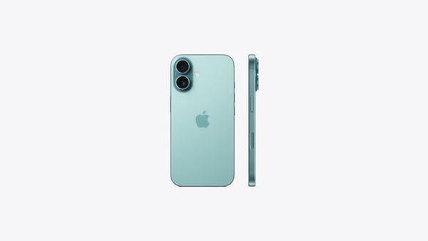 iPhone 16 Plus - View 3