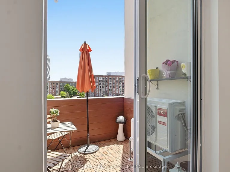 3 Beds 1 Baths - Apartment interior
