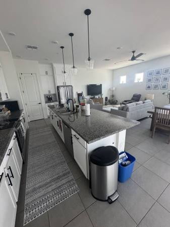 1 Bed 1 Bath Apartment