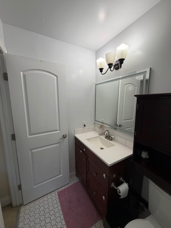 1 Bed 1 Bath - Apartment interior