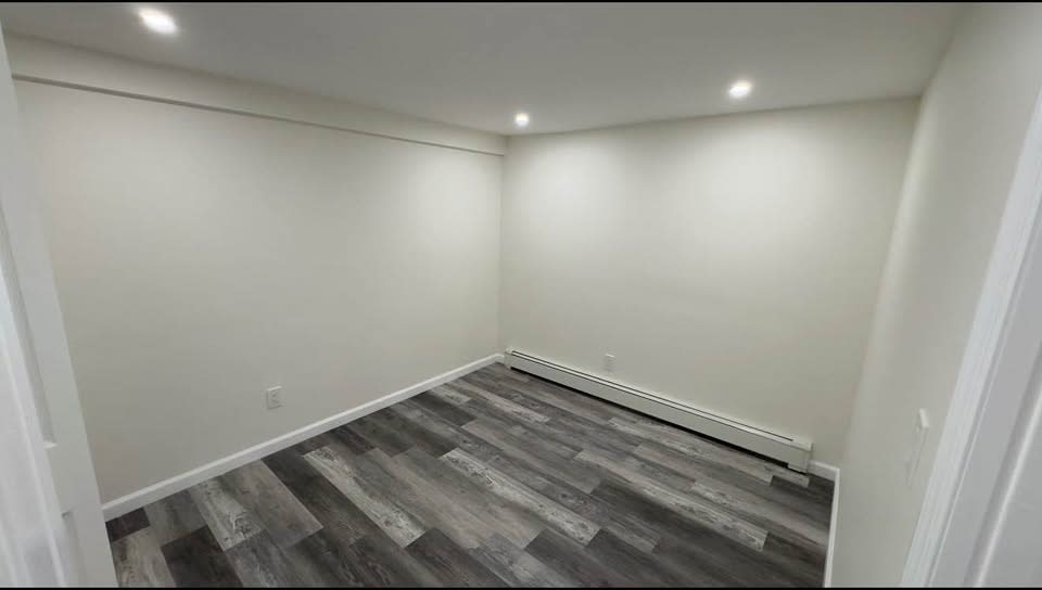 2 Beds 1 Bath - Apartment interior