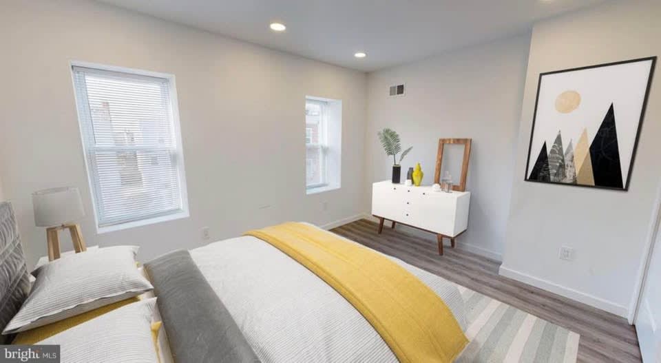 3 Beds 2 Baths - Apartment